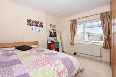 2 bedroom maisonette to rent - Photo 4