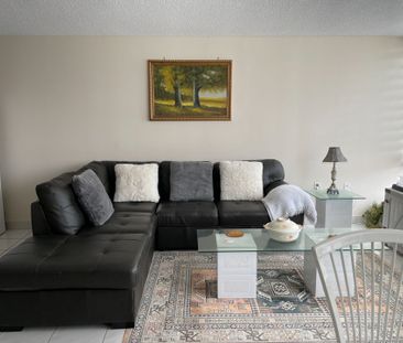 For Lease - 25 Fairview Road Unit# 1101Rm2, Mississauga, Ontario - Photo 2