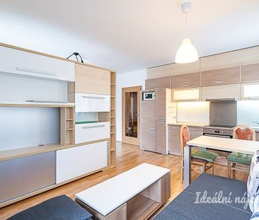 Pronájem bytu 1+kk 40 m² - Photo 2