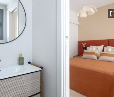 3 room luxury Apartment for rent in Seville, Andalusia - Photo 4