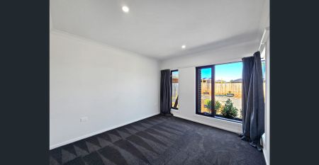 Premium Home With Comfort All-Around! + Extended Garage! - Photo 3