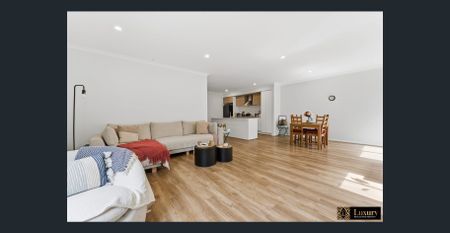 Modern Family Living in the Heart of Tarneit FOR LEASE - Photo 2