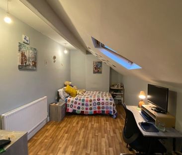 Room in a Shared Flat, Hanover Square, LS3 - Photo 5