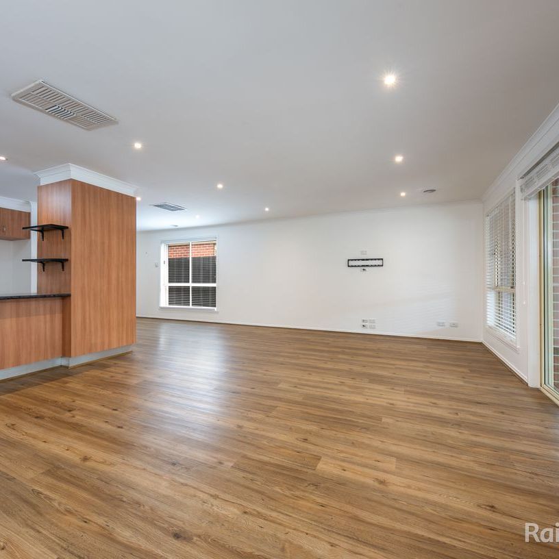 A Comfortable Family Home Designed for Easy Living - Photo 1