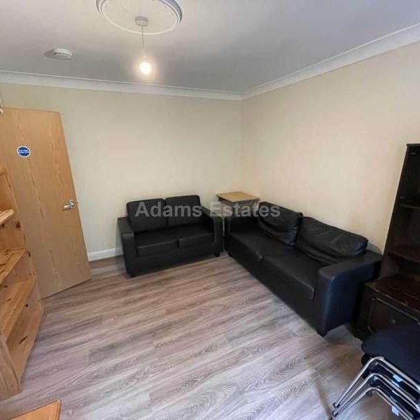 St Peters Road, Reading, RG6 - Photo 1