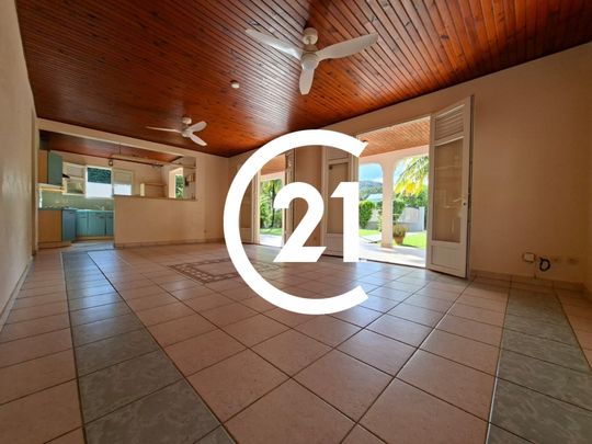 Location Maison 98.07m² 4 pièces Fort de france - Photo 1