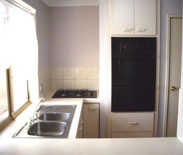 5 Wortel Court, Wilson WA 6107 - House For Rent | Domain - Photo 3