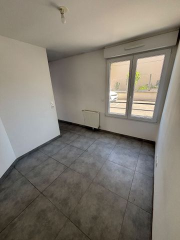 Location appartement 1 pièce, 36.38m², Combs-la-Ville - Photo 3