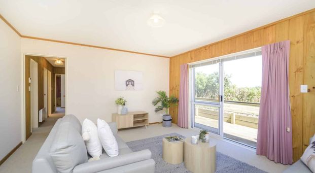 THREE BEDROOMS - CLOVERLEA - Photo 1
