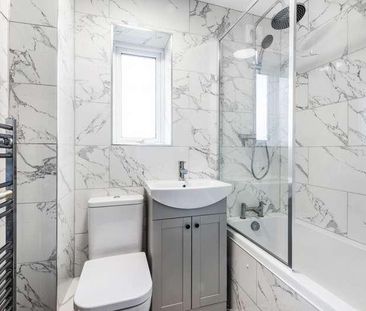 Mountain Wood, Bathford, Bath, BA1 - Photo 1