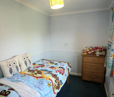 4 bedroom detached house to rent - Photo 4