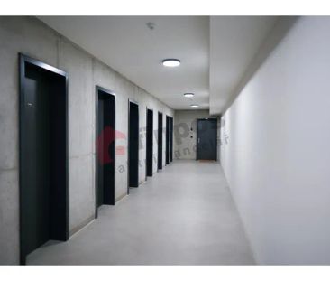 Pronájem bytu 3+kk • 73 m, Kolbenova, Praha – Vysočany - Photo 1