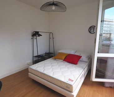 CHAMBRE EN COLOCATION - Location Appartement nantes : 102.11 m2 - Photo 6