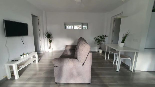 Casa o chalet de alquiler en Calle Brezo, 6, Las Lagunas - Campano - Foto 1