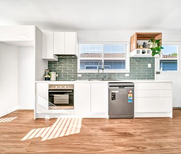 Stunning large family home - excellent location. - Photo 5