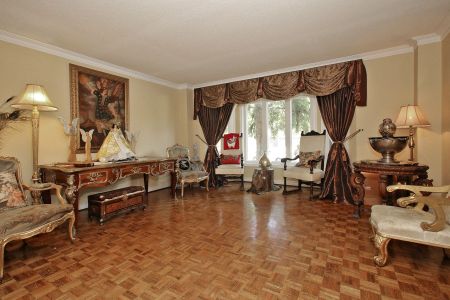 For Lease - 4873 Forest Hill Drive, Mississauga, Ontario - Photo 3