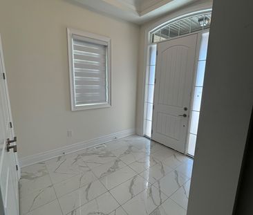 For Lease - 13 Ballantyne Boulevard, Vaughan, Ontario - Photo 4