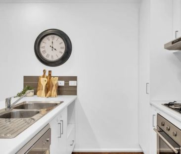 Modern & Low-Maintenance Living in Elizabeth East - Photo 1