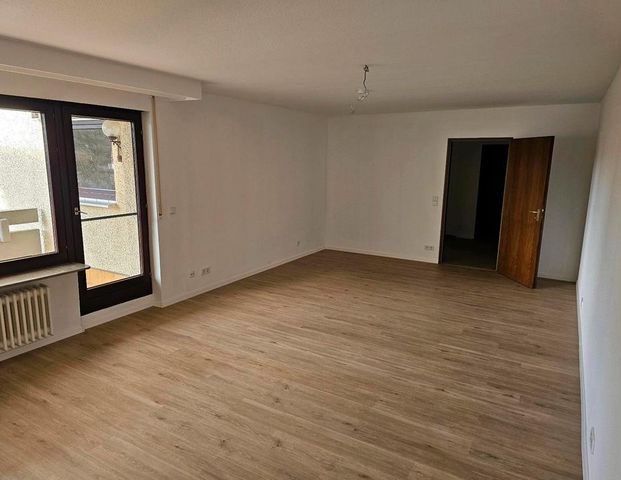 Renovierte 3-Zimmer-Wohnung mit Südwestbalkon in Schwieberdingen - Foto 1