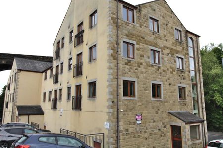 2 bedroom apartment to rent - Photo 4