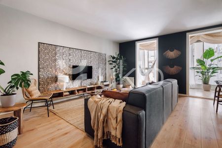 Barcelona Capital, Catalonia 08009 - Photo 5