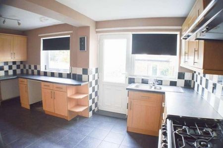 Park Lane, Prudhoe, Northumberland, NE42 - Photo 3