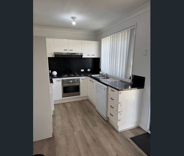 Three Bedroom Home In A Quiet Location - Photo 6