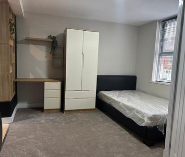 Studio Flat, Teignmouth Road, B29 - Photo 4