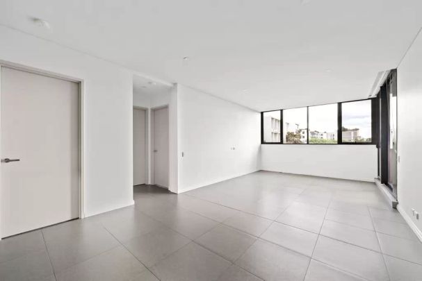 Luxury three-bedroom apartment in prestigious complex - Photo 1