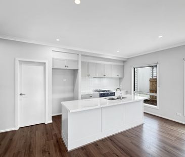 🏡 4-Bedroom House in Eynesbury - Photo 6