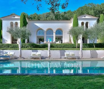 Maison à louer Valbonne, Cote d'Azur, France12 500 EUR / Mois - Photo 5