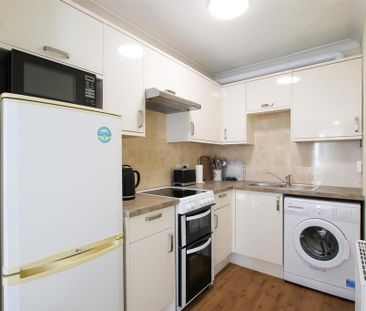 1 bedroom house to rent - Photo 2