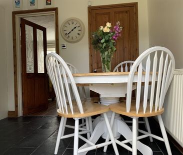 3 bedroom semi-detached house to rent - Photo 4