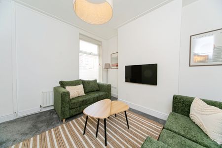 3 Bed Terraced House, Langton Road, L15 - Photo 2