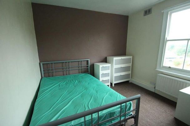 5 bedroom terraced house to rent - Photo 1