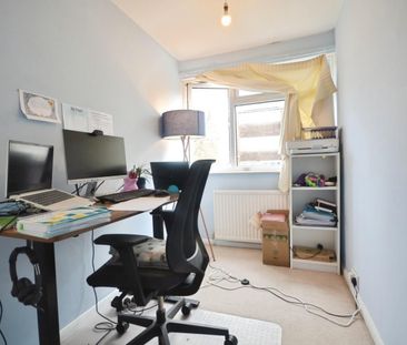 3 bedroom House To Let Total Size: 862 SQ FT - Photo 4