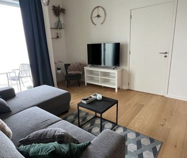 Appartement te huur in Antwerpen voor € 875 met 1 slaapkamer - Photo 2