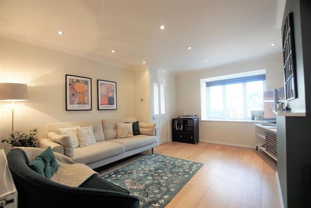 3 bedroom link detached house to rent - Photo 1