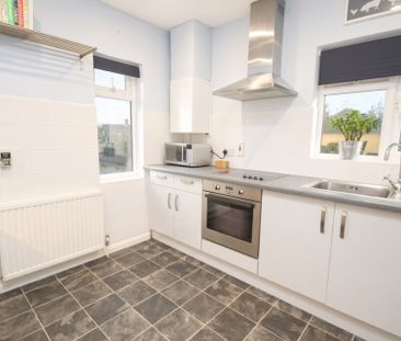 2 bedroom Maisonette to rent - Photo 6