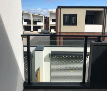 21 Royal Road, Braybrook VIC 3019 - Photo 4