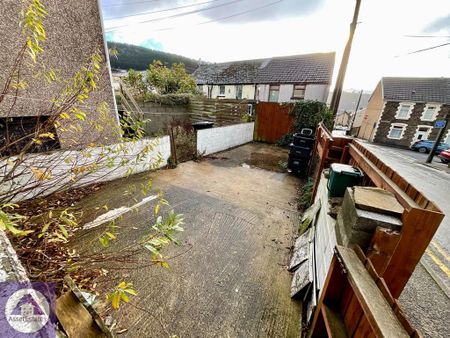 2 bedroom terraced house to rent - Photo 3