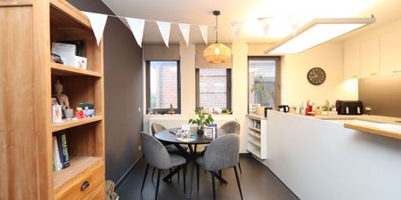 Appartement te huur in Harelbeke voor € 790 met 2 slaapkamers - Photo 4