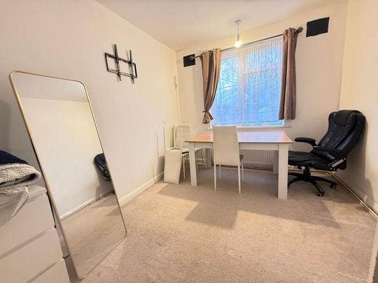 2 bedroom maisonette to rent - Photo 1