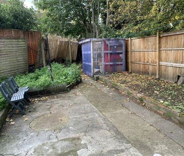 Studio to rent - Photo 4