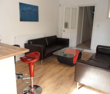 Coronation Road, Southville, Bristol - Photo 1