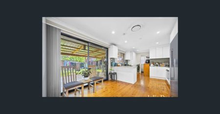 41 Trobriand Cr, Glenfield, NSW 2167 - Photo 4