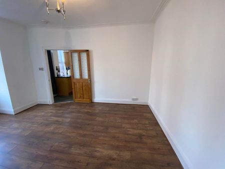 Pasture View, Armley, Leeds - Photo 3