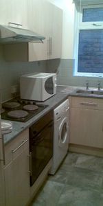 2 Bed Student House - Stockton - Photo 3