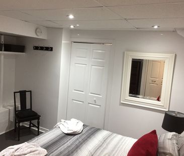 For Lease - 164 Trafalgar Road, Oakville, Ontario - Photo 6