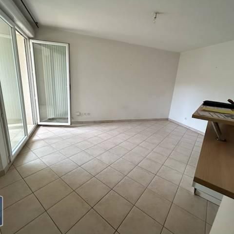 Location Appartement 2 pièces 41m² LA SEYNE SUR MER 83500 - Photo 1